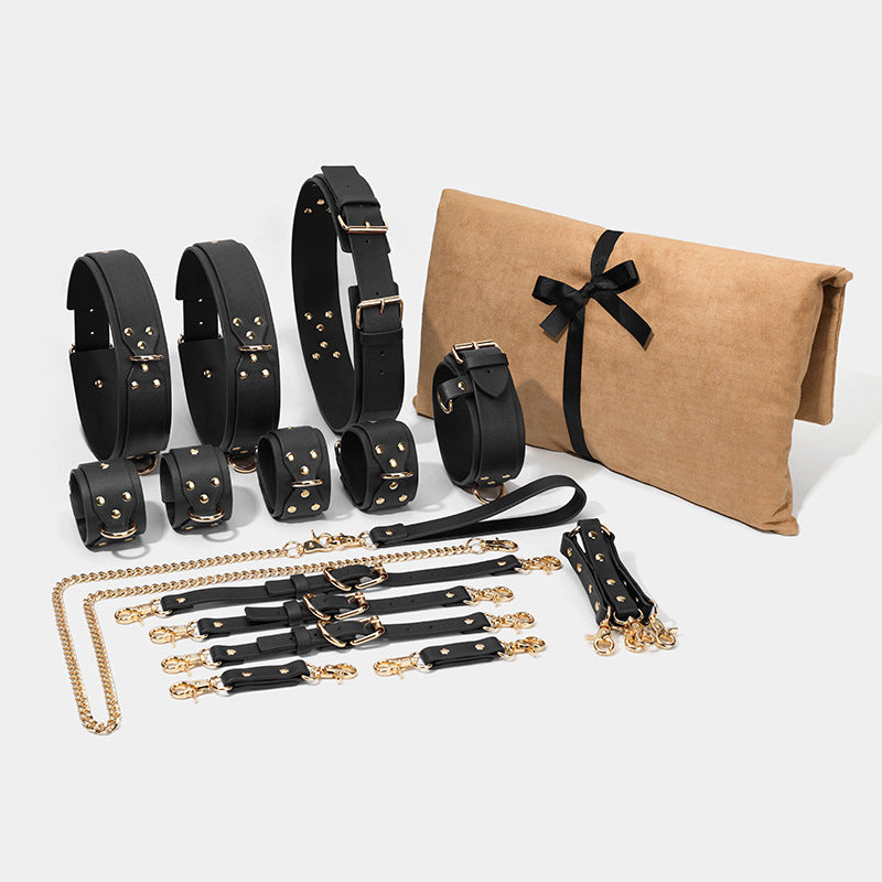 Kit di bondage per l'eleganza sensuale