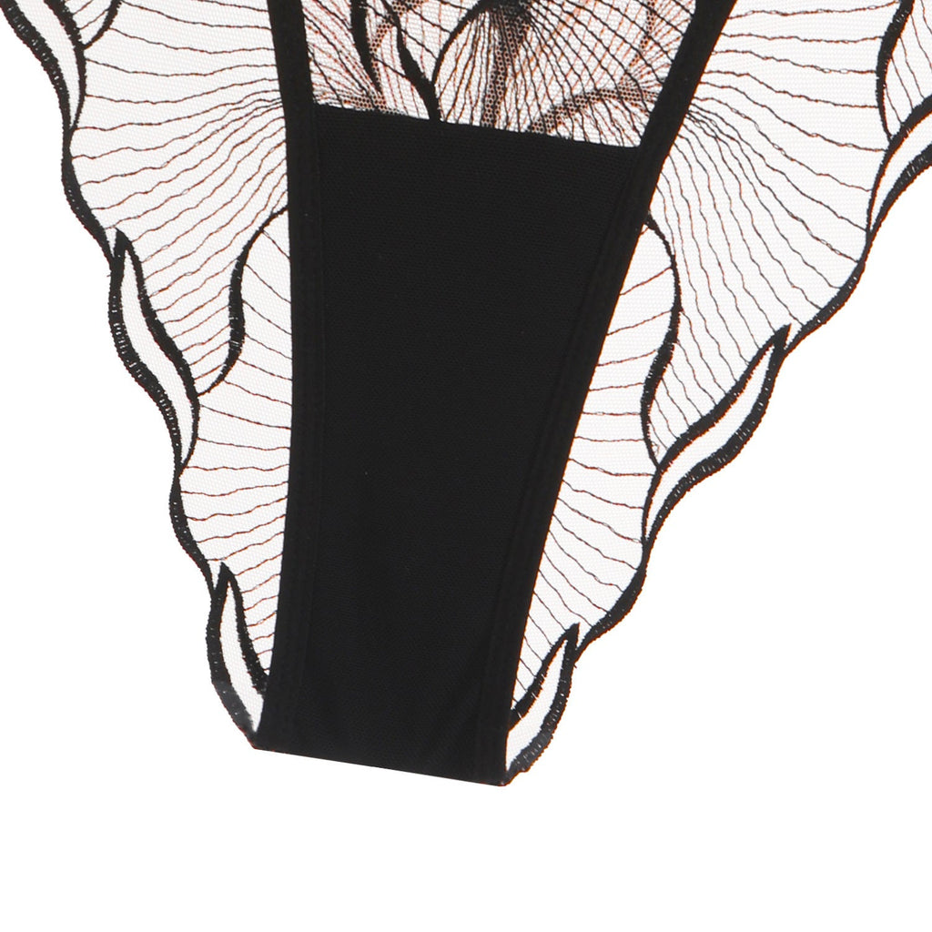 Onde di Velluto – Slip Ricamato in Tulle ADEA