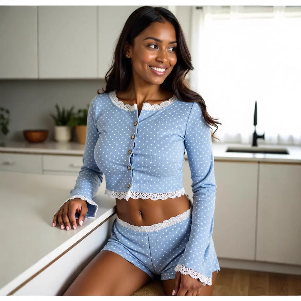 Nightwear set with delicate lace edges