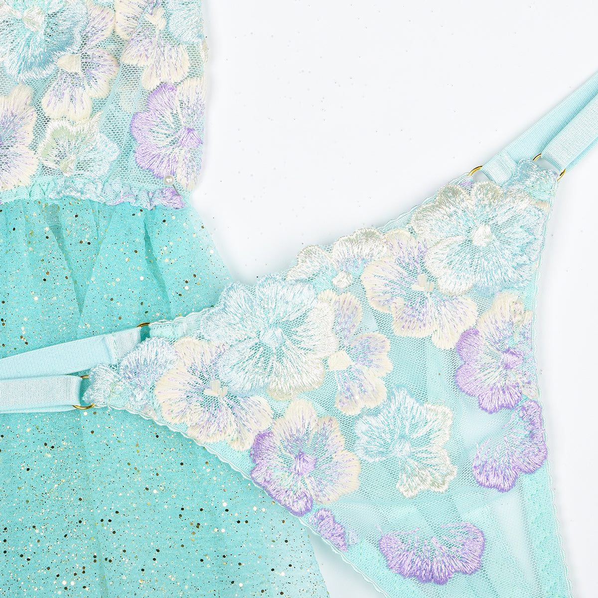 Completo Lingerie con Ricami Floreali Azzurri e Gonna a Balze ADEA