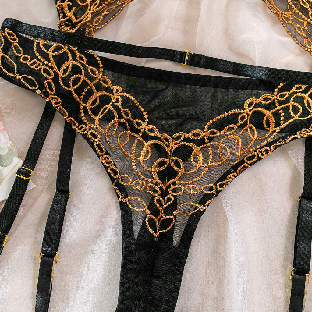 Set di Lingerie in Tulle Nero Dorato – Abbraccio Dorato ADEA
