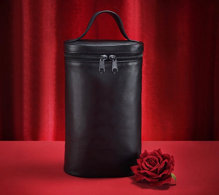 Lussuoso set bondage in pelle da 8 pezzi